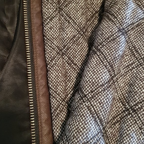 Zara Jacket - Picture 2 of 2